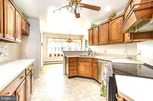 7252 Meadow Ln, Baltimore, MD 21222 - Photo 10