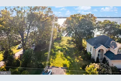 1158 E Riverside Avenue, Essex, MD 21221 - Photo 8