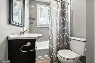 361 Savannah Rd, Baltimore, MD 21221 - Photo 10