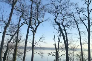 3044 Shaws Rd, Baltimore, MD 21219 - Photo 2