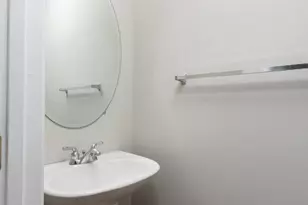 9899 Decatur Rd, Baltimore, MD 21220 - Photo 20