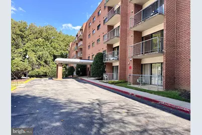 7203 Rockland Hills Drive #210, Baltimore, MD 21209 - Photo 1