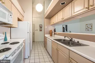 3133 Katewood Ct, Baltimore, MD 21209 - Photo 4