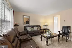 2633 Molton, Baltimore, MD 21244 - Photo 2