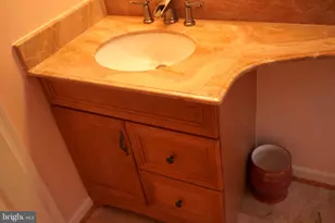 10 Harmon Rd, Owings Mills, MD 21117 - Photo 20