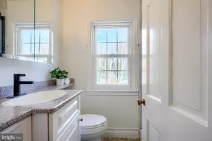 1008 W Wind Ct, Towson, MD 21204 - Photo 36