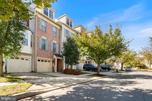 11 Bank Spring Ct, Owings Mills, MD 21117 - Photo 2