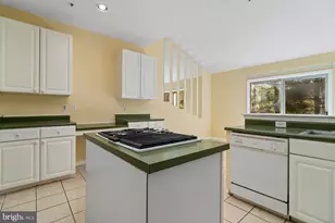 11 Bank Spring Ct, Owings Mills, MD 21117 - Photo 10