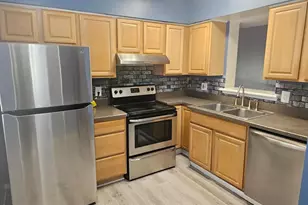 822 Joshua Tree Ct, Owings Mills, MD 21117 - Photo 2