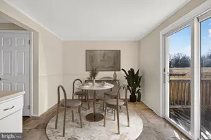 23 Guinevere Ct, Baltimore, MD 21237 - Photo 12