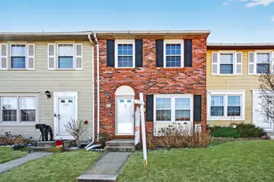 23 Guinevere Ct, Baltimore, MD 21237 - Photo 2