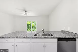 8114 Bartholomew Ct, Baltimore, MD 21206 - Photo 10