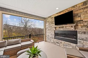 244 Hickory Holw Ct, Cockeysville, MD 21030 - Photo 24