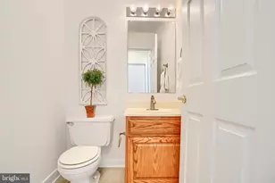 9018 Gardenia Rd, Baltimore, MD 21236 - Photo 16