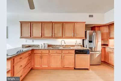 11 Slade Avenue #912, Baltimore, MD 21208 - Photo 14