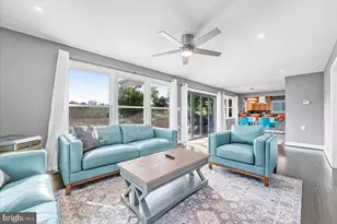 2327 Turkey Point Rd, Essex, MD 21221 - Photo 12