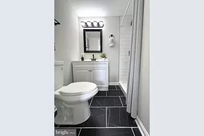 7 Centre Avenue, Baltimore, MD 21222 - Photo 14