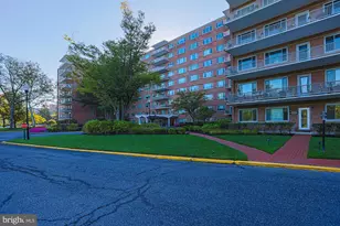 11 Slade Ave, Baltimore, MD 21208 - Photo 32