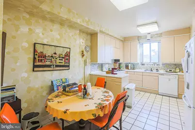 11 Slade Avenue #412, Baltimore, MD 21208 - Photo 6