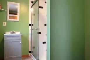 230 N Beaumont Ave, Baltimore, MD 21228 - Photo 12