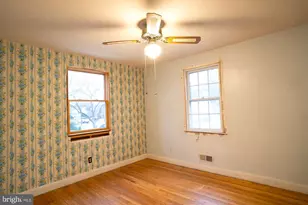 230 N Beaumont Ave, Baltimore, MD 21228 - Photo 8