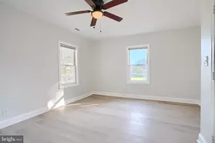 212 N Marlyn Ave, Essex, MD 21221 - Photo 36