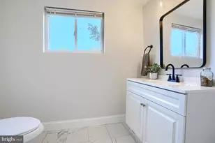 212 N Marlyn Ave, Essex, MD 21221 - Photo 32
