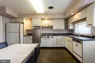 2509 Hal Cir, Baltimore, MD 21209 - Photo 20