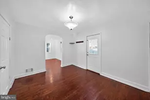 4401 Ridge Dr, Baltimore, MD 21229 - Photo 6
