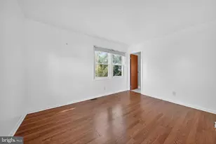 4401 Ridge Dr, Baltimore, MD 21229 - Photo 14