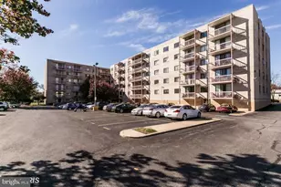 130 Slade Ave, Baltimore, MD 21208 - Photo 2