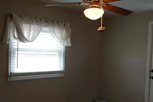 15 Gyro Dr, Baltimore, MD 21220 - Photo 6