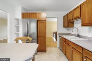 908 Crestwick Rd, Baltimore, MD 21286 - Photo 14