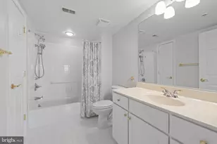 12240 Roundwood Rd, Lutherville Timonium, MD 21093 - Photo 16