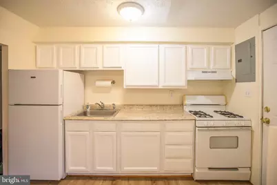 2127 Jasmine Road, Dundalk, MD 21222 - Photo 2