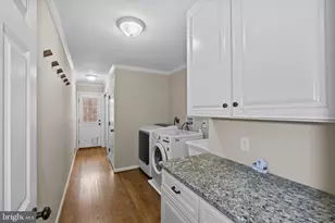 8 Wythe Ct, Glen Arm, MD 21057 - Photo 10