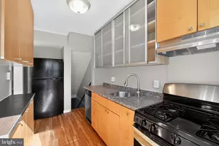 60 S Hawthorne Rd, Middle River, MD 21220 - Photo 14