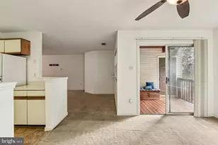 20 Deer Run Ct, Baltimore, MD 21227 - Photo 12