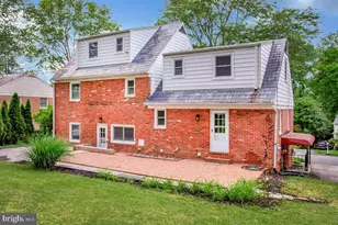 8205 Robin Hood Ct, Towson, MD 21204 - Photo 46