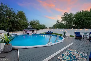 901 Grovehill Rd, Baltimore, MD 21227 - Photo 2