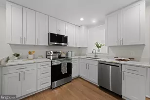 430 Pleasant Villa Ave, Baltimore, MD 21228 - Photo 12