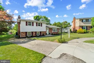 430 Pleasant Villa Ave, Baltimore, MD 21228 - Photo 2