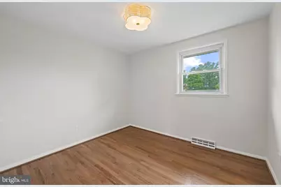 430 Pleasant Villa Avenue, Baltimore, MD 21228 - Photo 32