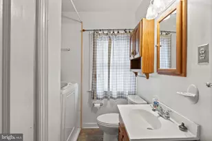 1870 Yakona Rd, Baltimore, MD 21234 - Photo 24