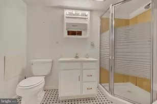 7929 St Claire Ln, Baltimore, MD 21222 - Photo 10