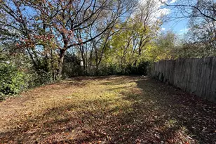 4157 Hollins Ferry Rd, Baltimore, MD 21227 - Photo 36