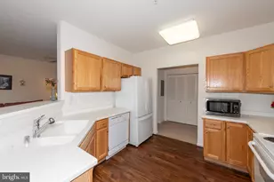 9473 Ashlyn Cir, Owings Mills, MD 21117 - Photo 16