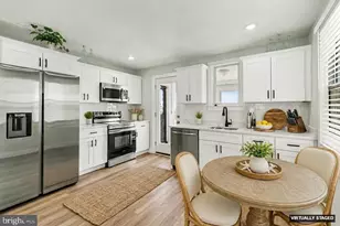 9135 Cuckold Point Rd, Sparrows Point, MD 21219 - Photo 10