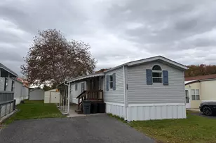 806 Leswood Ct, Baltimore, MD 21222 - Photo 1