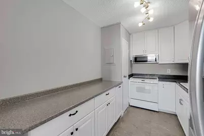 205 E Joppa Road #1902, Towson, MD 21286 - Photo 14